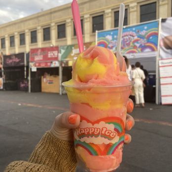 Happy Ice - Strawberry, pineapple, and mango mix - Food Trucks Near Me - Los Angeles, California