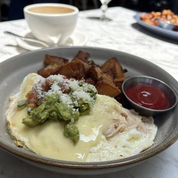 The Henry - Egg White Turkey Omelette - New American Near Me - Los Angeles, California The Henry - Egg White Turkey Omelette - New American Near Me - Los Angeles, California