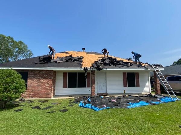 Slide of Top Notch Roofing & Construction