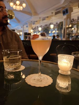 Deux Chats by null Deux Chats by null