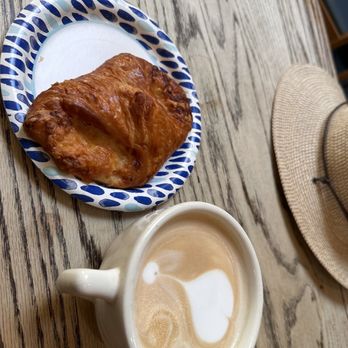 Mr Toots Coffeehouse - Latte Ham and cheese croissant - Coffee & Tea Near Me - Capitola, California Mr Toots Coffeehouse - Latte Ham and cheese croissant - Coffee & Tea Near Me - Capitola, California