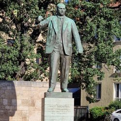 Ernst-Thälmann-Denkmal