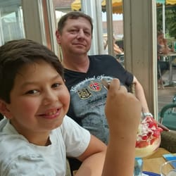 Erlebniscafe u Pizzeria Azzuro - Lecker!