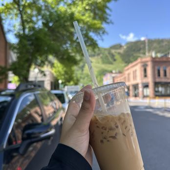 Paradise Bakery - Dirty chai latte - Bakeries Near Me - Aspen, Colorado