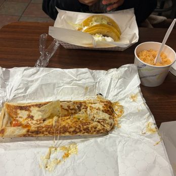 Maria's Taqueria - Chipotle Chicken Quesadilla, steak taco, Chicken Taco, Rice - Mexican Near Me - Boston, Massachusetts