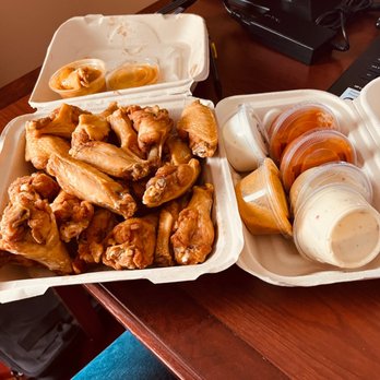 Detroit Wing Company - Chicken Wings Near Me - Ann Arbor, Michigan Detroit Wing Company - Chicken Wings Near Me - Ann Arbor, Michigan