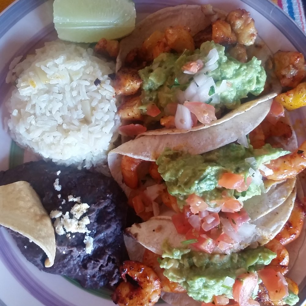 La Coqueta - Shrimp and fish tacos, rice and beans. - Mexican Near Me - Tulum, ROO