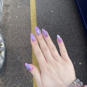 Monchéri Nail Spa - Nail Salons Near Me - Lombard, Illinois