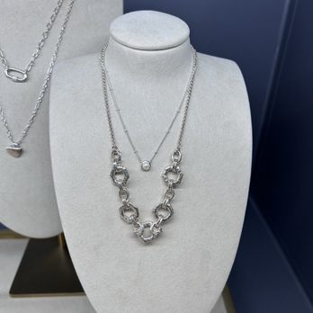 Kendra Scott - Accessories Near Me - Austin, Texas