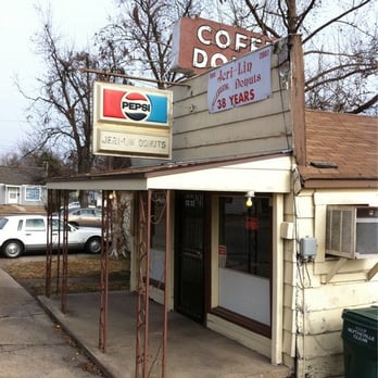 Jeri-Lin Donuts - the outside of a restaurant - Donuts Near Me - Blytheville, Arkansas Jeri-Lin Donuts - the outside of a restaurant - Donuts Near Me - Blytheville, Arkansas