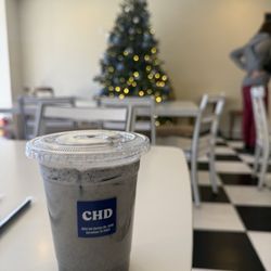 Childish Bakery - Black sesame latte