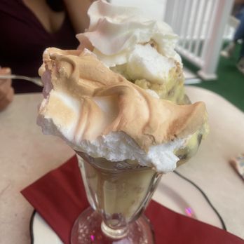 Miss Mamie's Spoonbread Too - Miss Mamie's Signature Banana Pudding - Southern Near Me - New York, New York