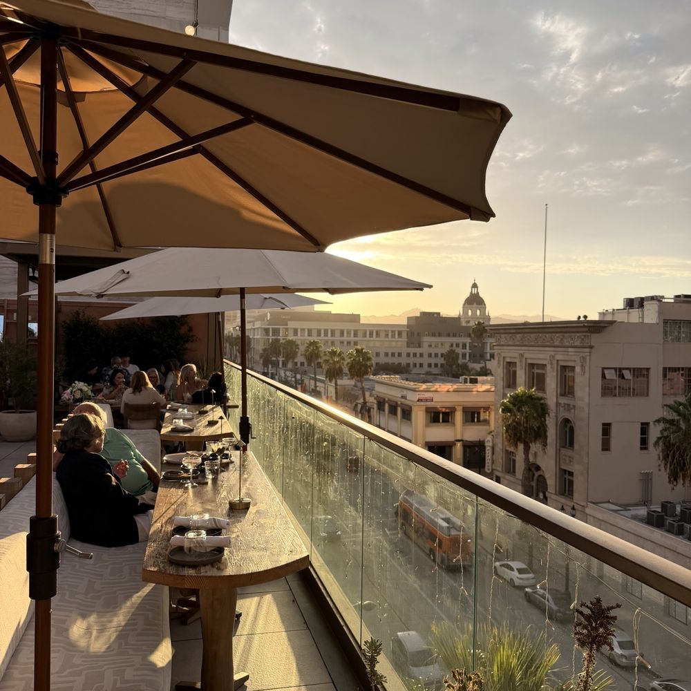 Osa Rooftop - Bars Near Me - Pasadena, California