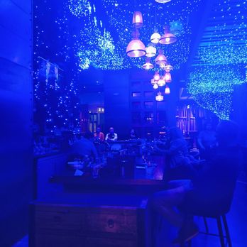 Blue Hound Kitchen & Cocktails - New American Near Me - Phoenix, Arizona