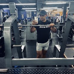 Force Fitness Club - Squat Day