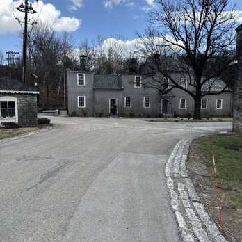 Woodford Reserve Distillery - Distilleries Near Me - Versailles, Kentucky Woodford Reserve Distillery - Distilleries Near Me - Versailles, Kentucky