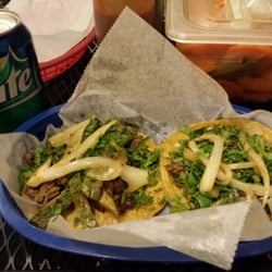 El Kacheton - Taco de Alambre y Taco Apache were very tasty & delicious, good service, reasonable prices, & best of all I can walk from home!