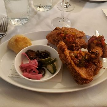 Restaurant Beatrice - Mammaws Fried Chicken and a French 75 - Cajun/Creole Near Me - Dallas, Texas Restaurant Beatrice - Mammaws Fried Chicken and a French 75 - Cajun/Creole Near Me - Dallas, Texas