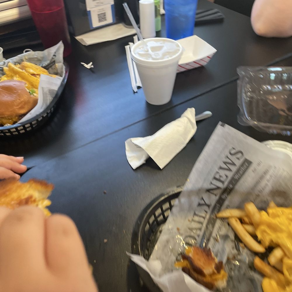 Angel Cakes Creamery - Ice Cream & Frozen Yogurt Near Me - Anniston, Alabama