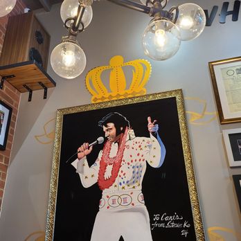 Raising Cane's Chicken Fingers - All hail The King! - Fast Food Near Me - Warwick, Rhode Island