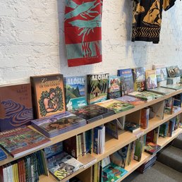 Lots of children's books Lots of children's books