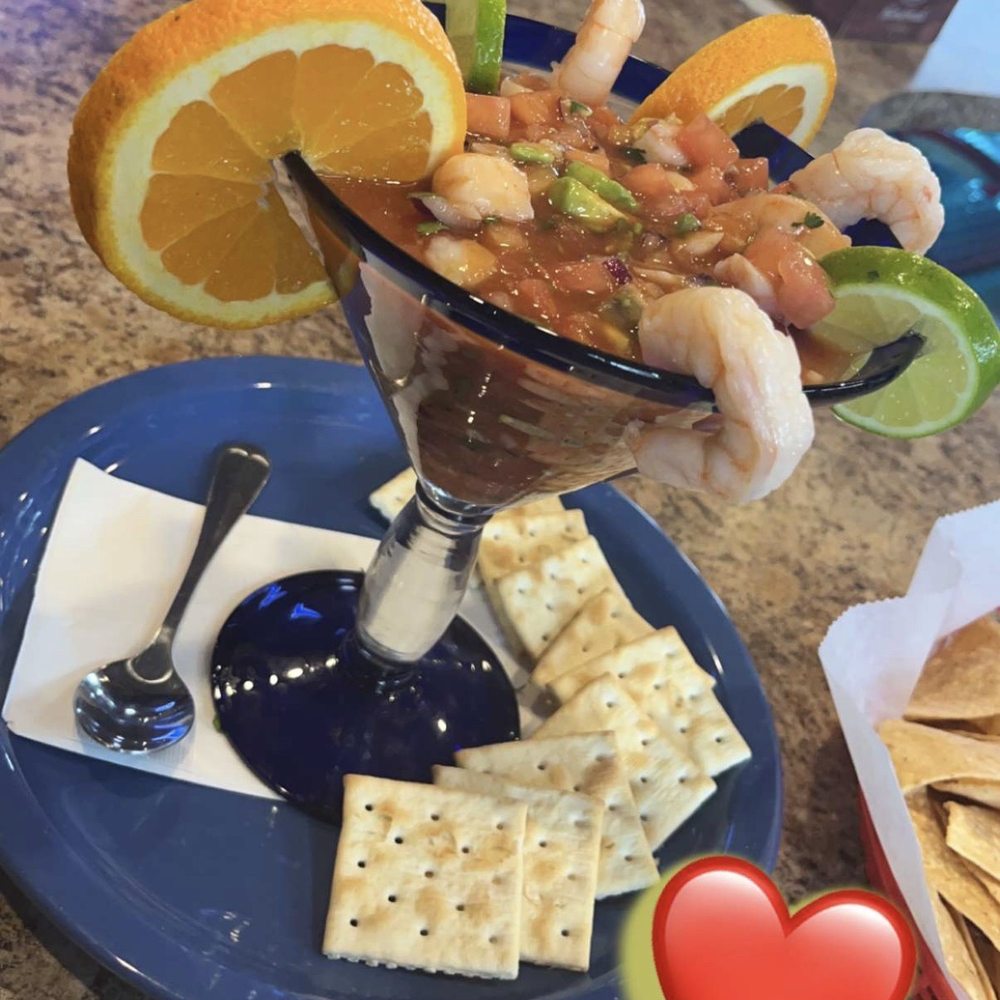 shrimp cocktail with crackers and crackers shrimp cocktail with crackers and crackers