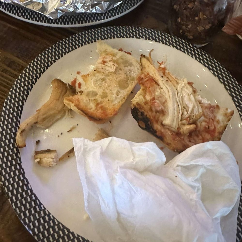 Rolling Oven - Chicken parm sandwich with shredded chicken - Pizza Near Me - Versailles, Kentucky Rolling Oven - Chicken parm sandwich with shredded chicken - Pizza Near Me - Versailles, Kentucky