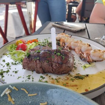 Zeke's Restaurant - Salad Near Me - Orange Beach, Alabama Zeke's Restaurant - Salad Near Me - Orange Beach, Alabama