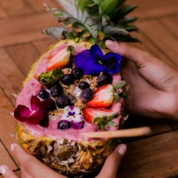 Aloha Raw Bar - Flamingo Bowl