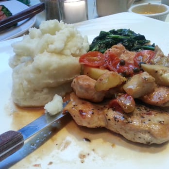Le Petit Café - Chicken Piccatta - Coffee & Tea Near Me - Brooklyn, New York Le Petit Café - Chicken Piccatta - Coffee & Tea Near Me - Brooklyn, New York