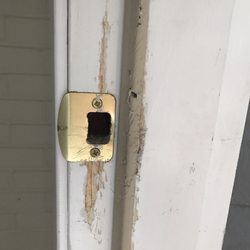 A-Rod's 24 Hr Towing Service - Damage caused to my doorframe.