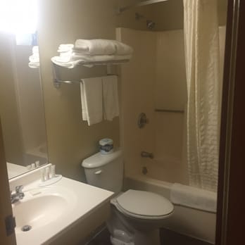 Super 8 by Wyndham Marion - The bathroom. - Hotels Near Me - Marion, Illinois