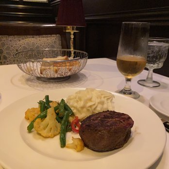 Hy's Steak House - Steakhouses Near Me - Honolulu, Hawaii