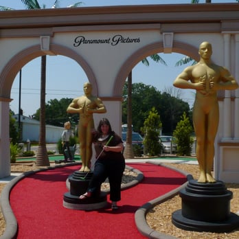 Shoot for the Stars Mini-Golf - Oscar Themed hole - Mini Golf Near Me - Branson, Missouri Shoot for the Stars Mini-Golf - Oscar Themed hole - Mini Golf Near Me - Branson, Missouri