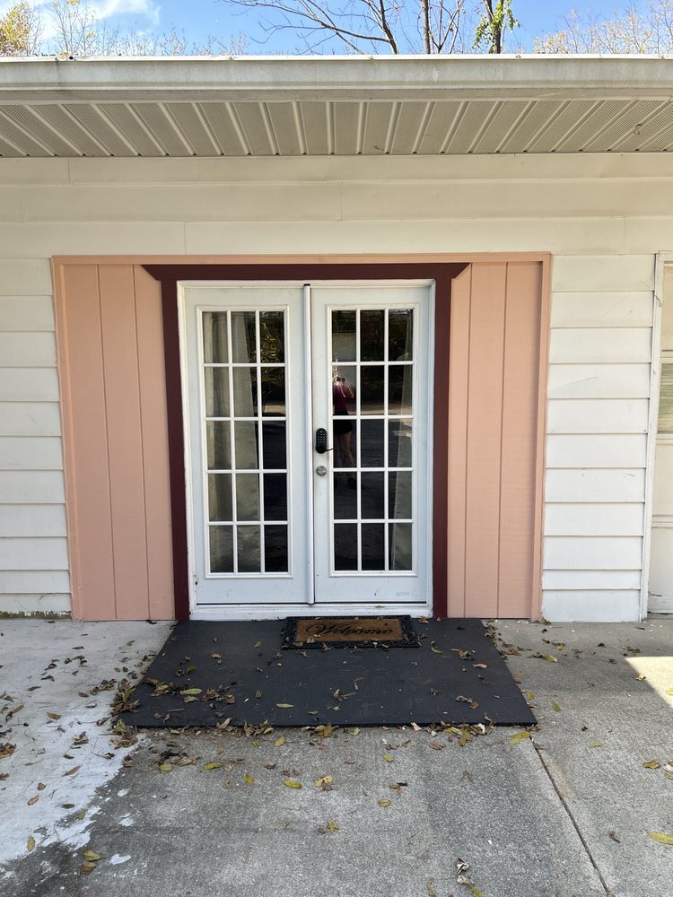 Crane Healing - grief counselor in Bloomington, IN