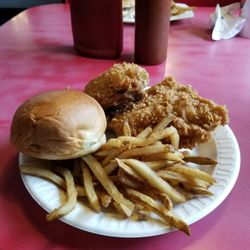Chicky’s - The service was great and the food was good. Nice friendly place to stop for lunch.