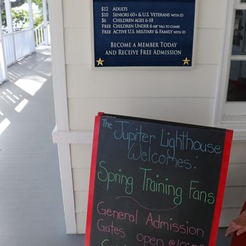 Jupiter Inlet Lighthouse and Museum - entrance to gift shop - Landmarks & Historical Buildings Near Me - Jupiter, Florida Jupiter Inlet Lighthouse and Museum - entrance to gift shop - Landmarks & Historical Buildings Near Me - Jupiter, Florida