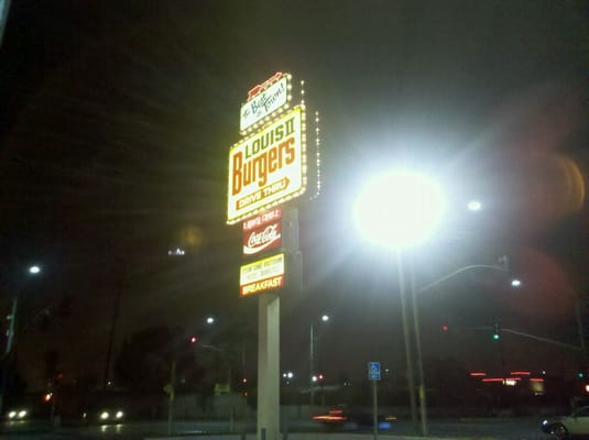Louis Burgers II by null