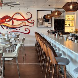 Off the Hook - Bar area in front