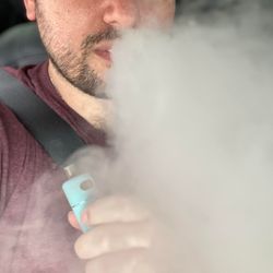 Vaperdemic - Loving my VooPoo Seal! And the blueberry juice I got.