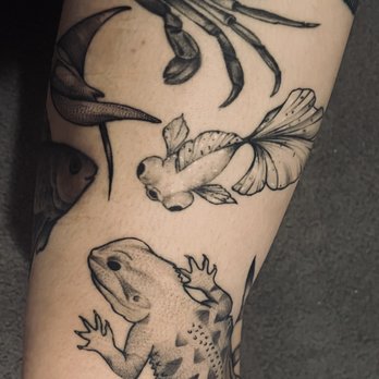 Corazon Sagrado Tattoos - Tattoo Near Me - West hills, California