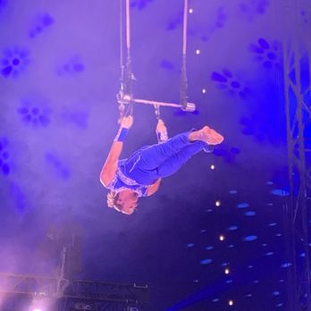 Yelp Night: Flip Circus - Houston - 1man aerial act--good, not great - Yelp Events Near Me - Houston, Texas Yelp Night: Flip Circus - Houston - 1man aerial act--good, not great - Yelp Events Near Me - Houston, Texas