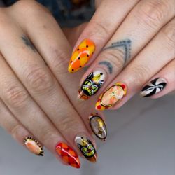 Dara Studio Nail Art - Sculptured Gel Manicure. Russian Manicure Technique. Custom Nail Art & Hand-Painted Designs. Intricate & Detailed Nail Art. Halloween Nail