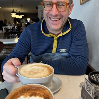 Char & Stave - Whiskey smash latte, chocolate chai latte (note the ridiculous amount of cinnamon on top) - Coffee Roasteries Near Me - Philadelphia, Pennsylvania