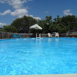 Bailey's HideAway Lodging & Rv