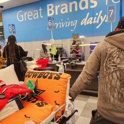 Ross Dress for Less - One cashier on the front register.