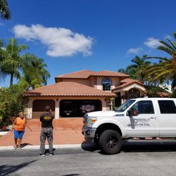 Marshall's Pressure Cleaning
