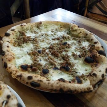 Volturno - Pistachio Pizza - Pizza Near Me - Worcester, Massachusetts