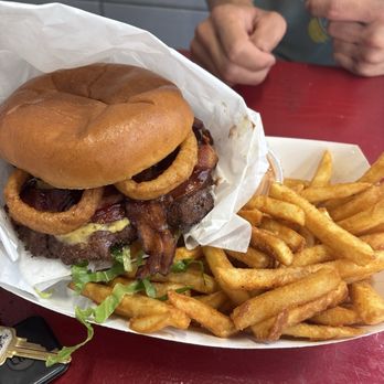 Burger Blvd - Bbq cheese burger & seasoned fries - Burgers Near Me - Redlands, California