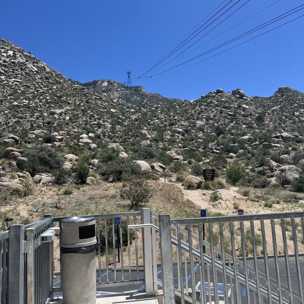 Sandia Peak Tramway - Beautiful Scenery - Ski Resorts Near Me - Albuquerque, New Mexico Sandia Peak Tramway - Beautiful Scenery - Ski Resorts Near Me - Albuquerque, New Mexico